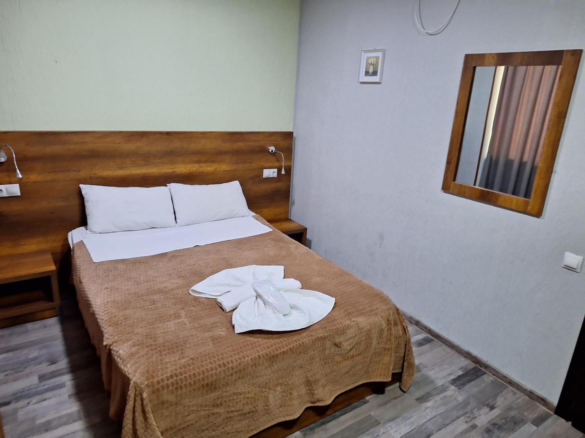Hotel Georgian Kutaisi Dış mekan fotoğraf