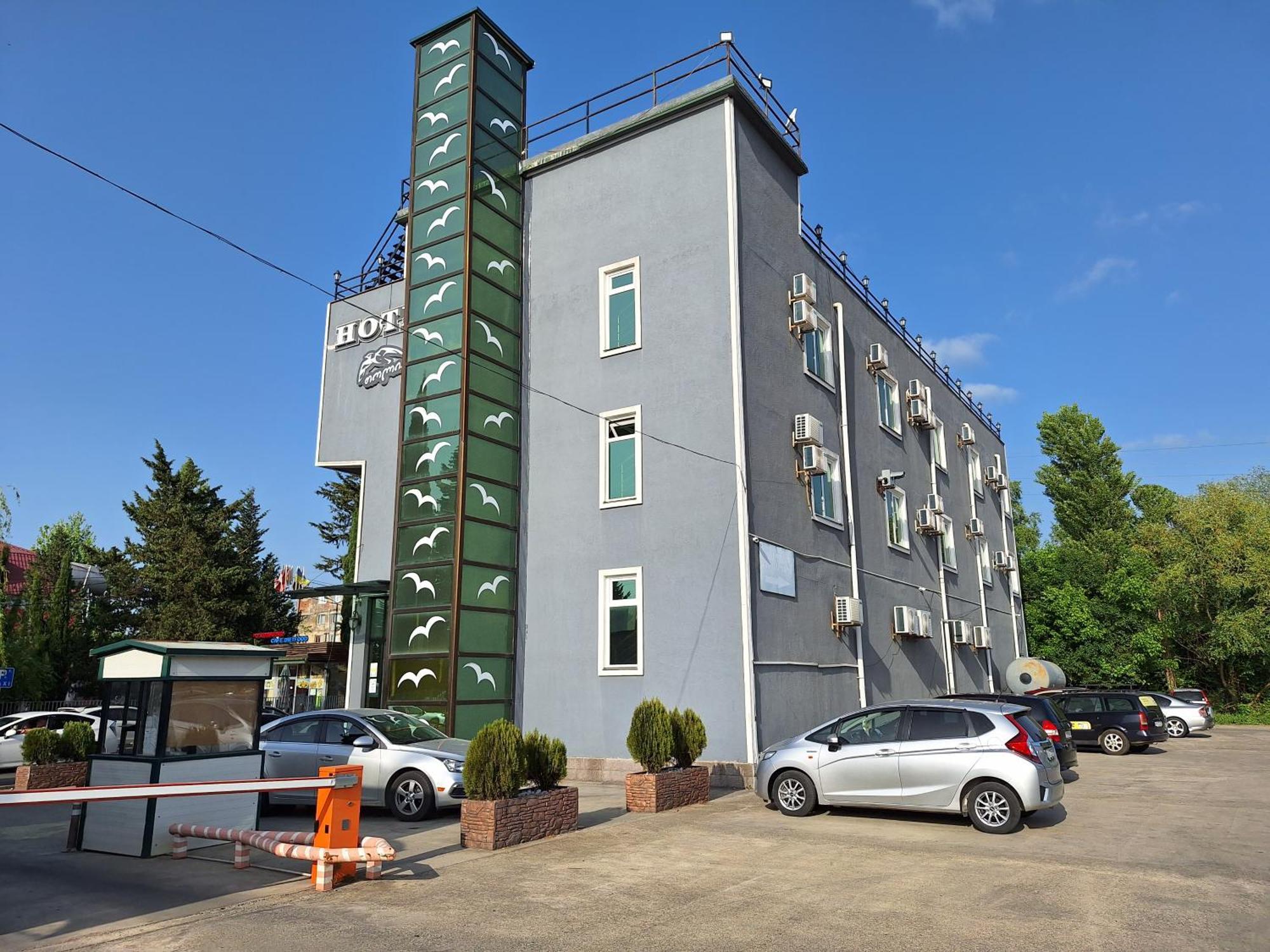 Hotel Georgian Kutaisi Dış mekan fotoğraf