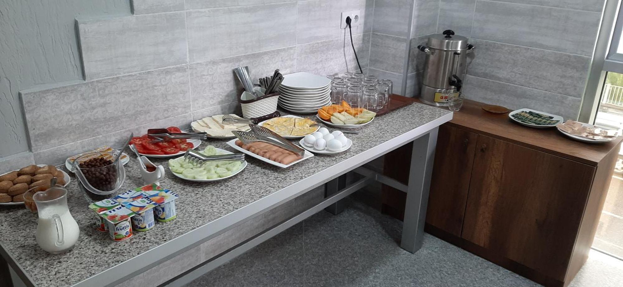 Hotel Georgian Kutaisi Dış mekan fotoğraf